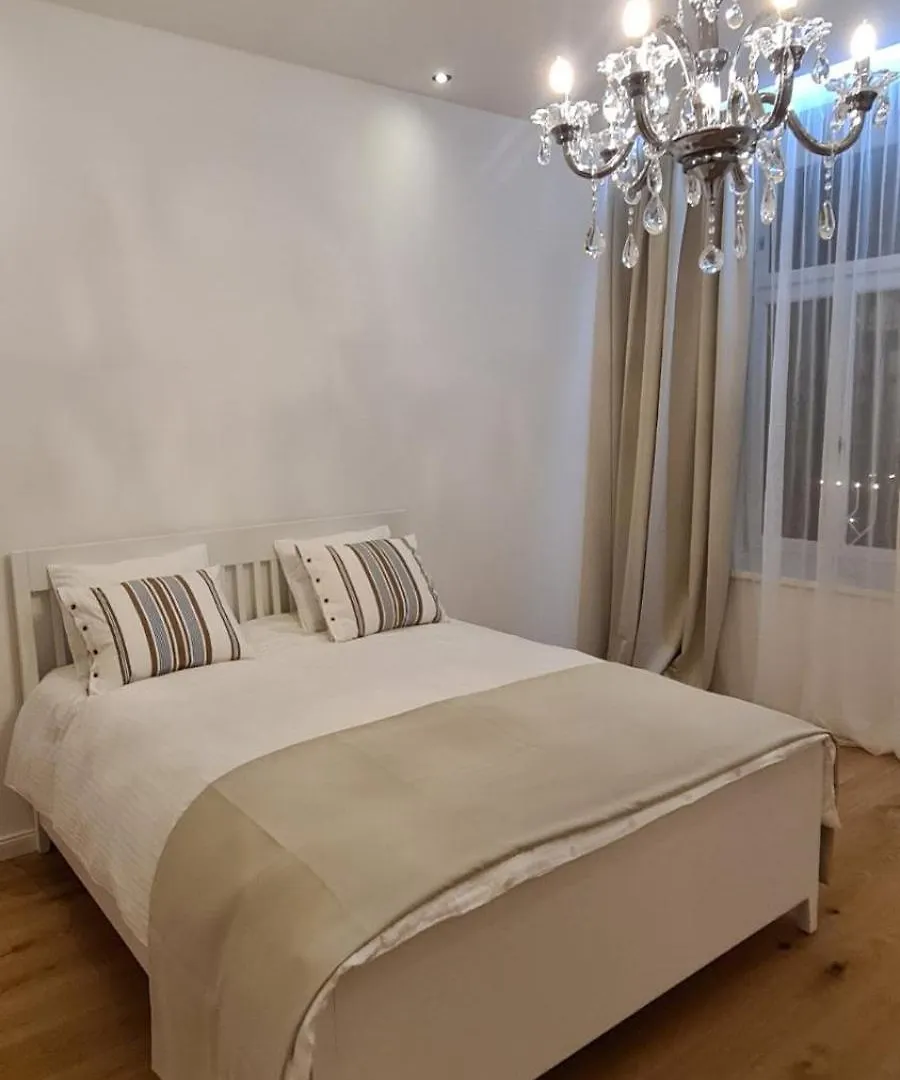Top Apartments Schoenbrunn Vienna 0*,  Austria